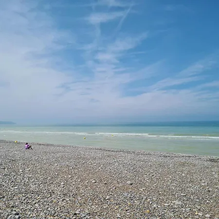 Le Galet Idealement Situe En Centre *