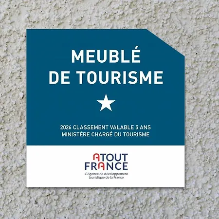 Le Galet Idealement Situe En Centre